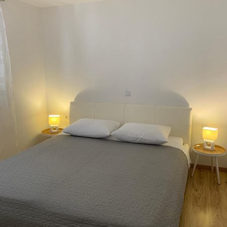 Apartments Kristina Hvar Town Zewnętrze zdjęcie